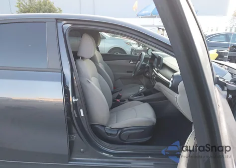 2020 Kia Forte Lxs z USA, uszkodzony, nr VIN 3KPF24AD0LE255918